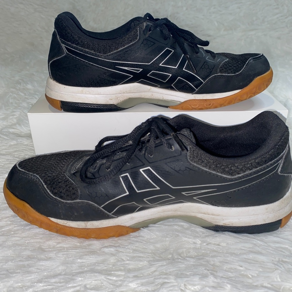 Gel Rocket Volleyball sneakers sz7 in Great Condition - Picture 2 of 6